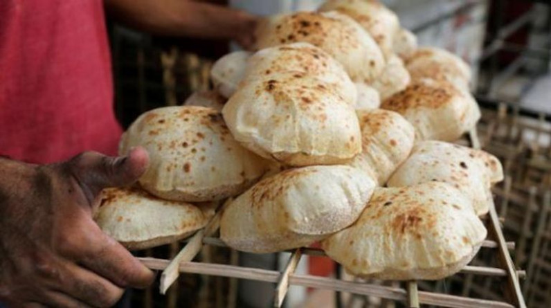 كارت "الخبز" في مصر.. ما علاقته بسوق القمح العالمية؟